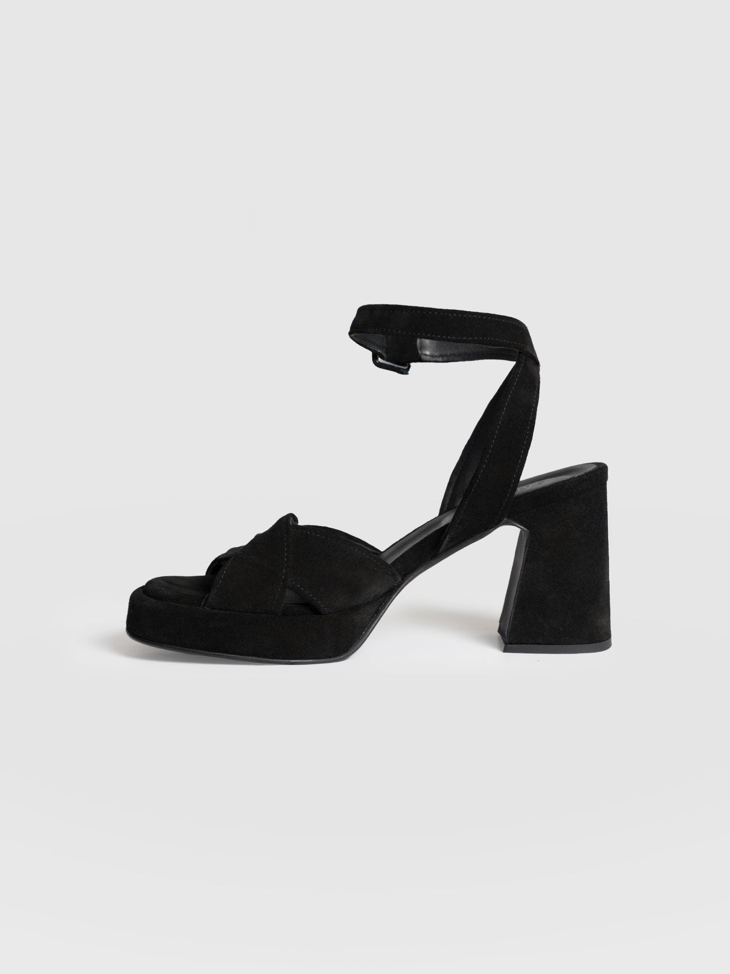 Roux Platform Heels - Black - Women's Shoes | Saint + Sofia® USA